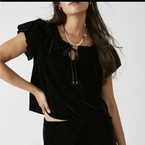Free People Therese Black Velvet Top size Small
